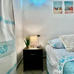 Sa Domu E Su Sole 펜션 카포텔라