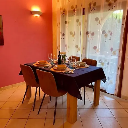 Sa Domu E Su Sole Semesterbostad *